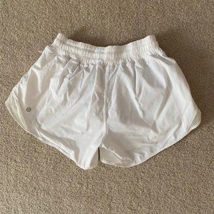 Lululemon Hotty Hot Short 4"